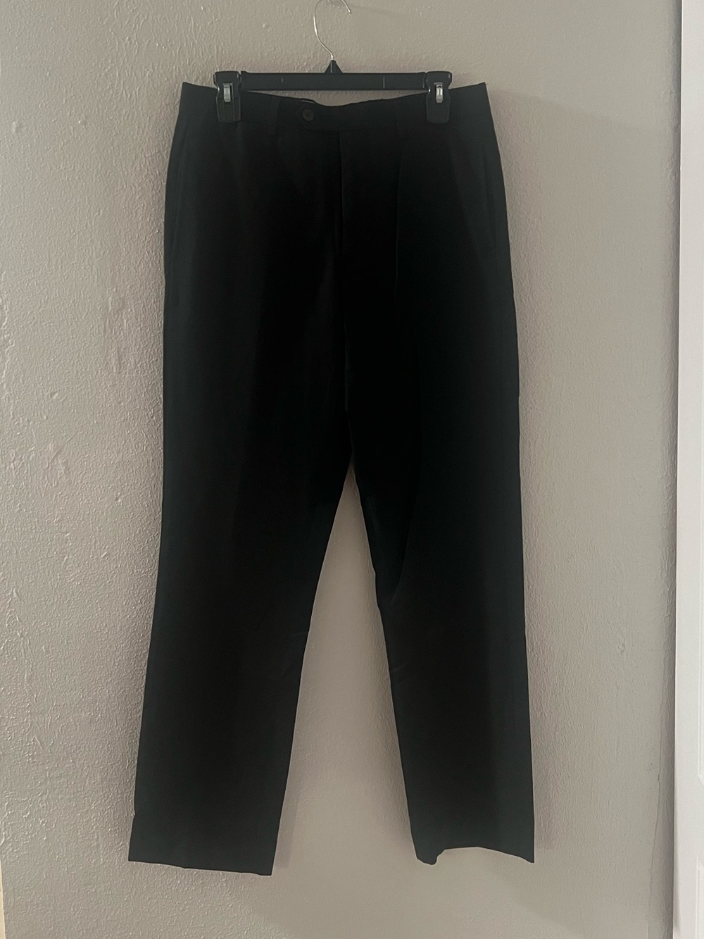 Tommy Hilfiger men’s black Dress pants size 30x32